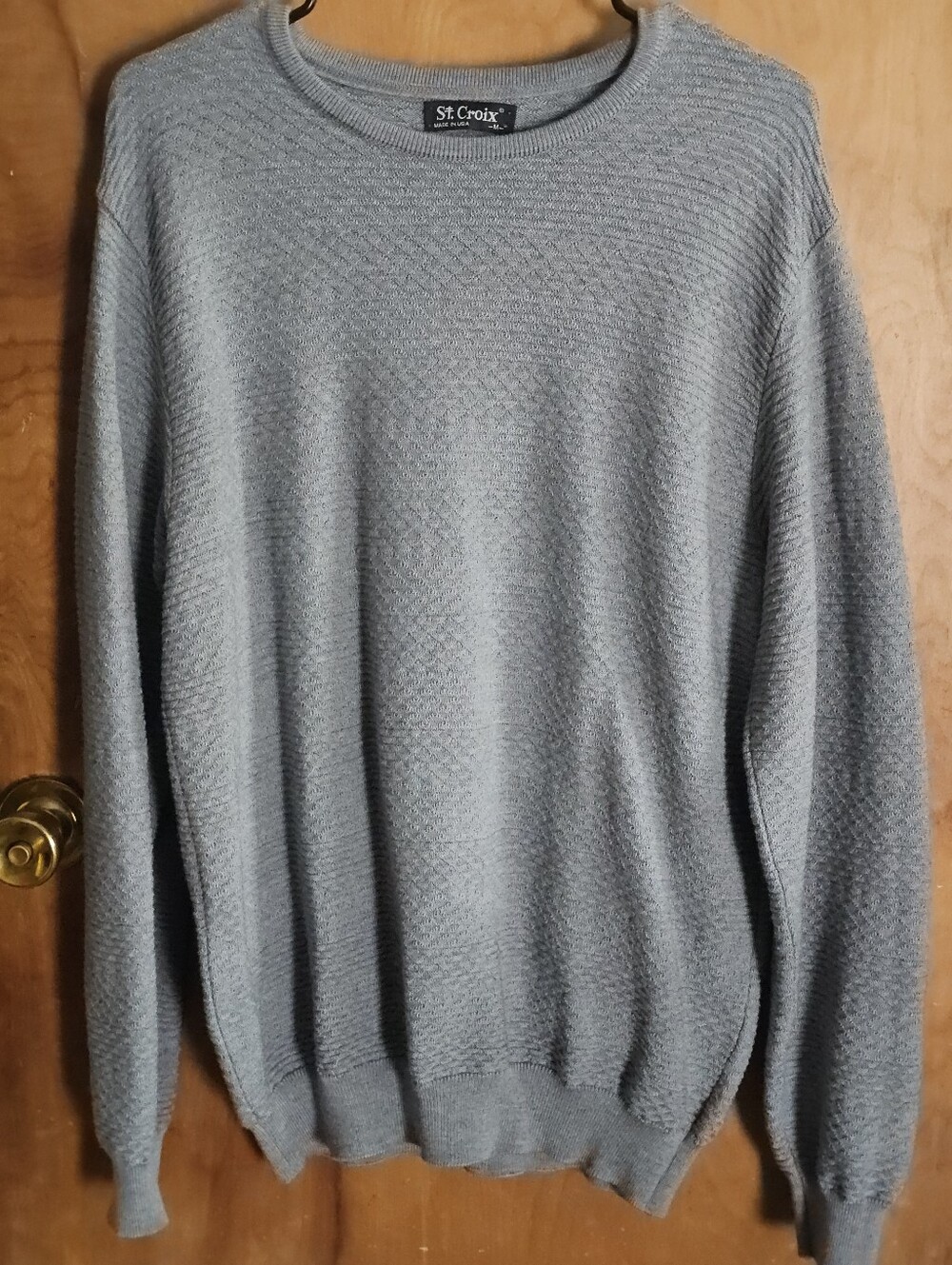Men's Light Gray Textured Crewneck Sweater